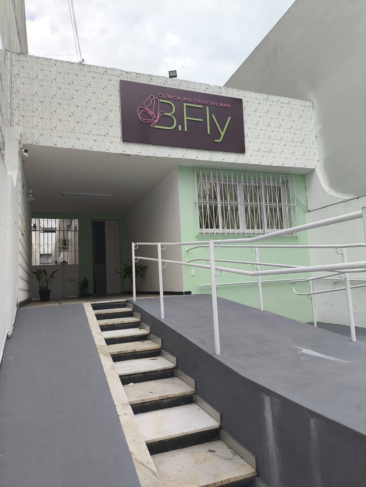 clinica-b-fly-psicopedagogia-campos-dos-goytacazes-fachada